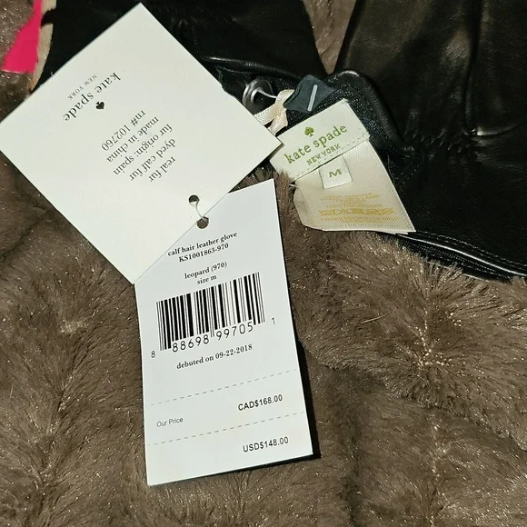Kate Spade leopard Print Tech-Friendly Gloves - Picture 3 of 3